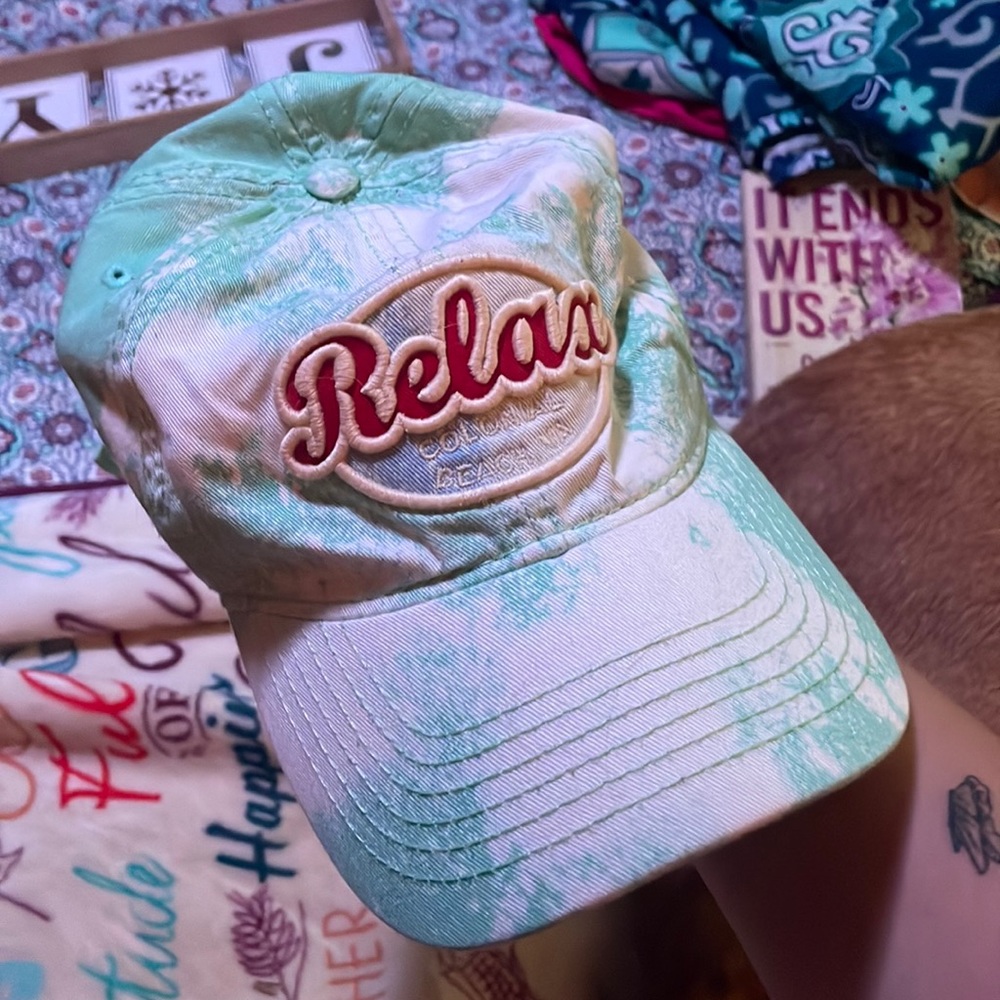 baseball cap